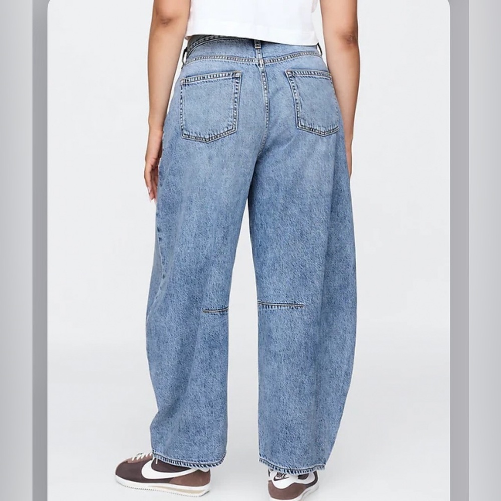 Gap| High Rise UltraSoft Horseshoe Jeans| Size 33/16 NWT - Picture 2 of 13